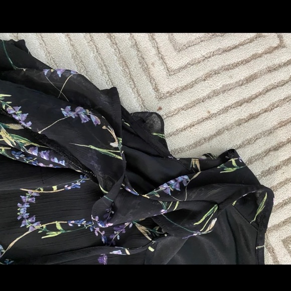 Floral dress - Picture 3 of 4